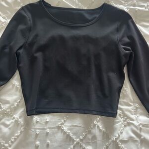 Lululemon black crop long sleeve
